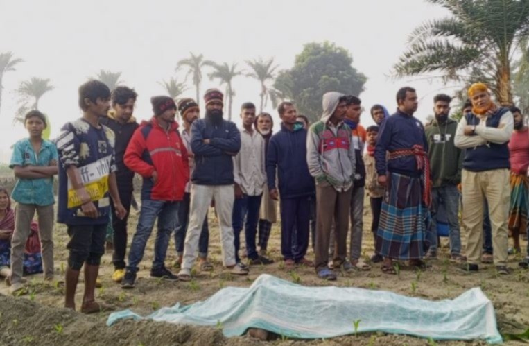 পেয়ারা খাওয়াকে কেন্দ্র করে যুবককে হত্যা